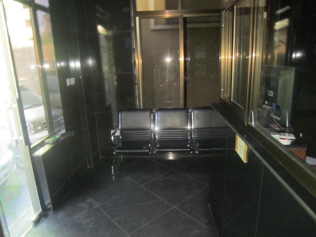 Butterfly Hotel Dar es Salaam Exterior photo